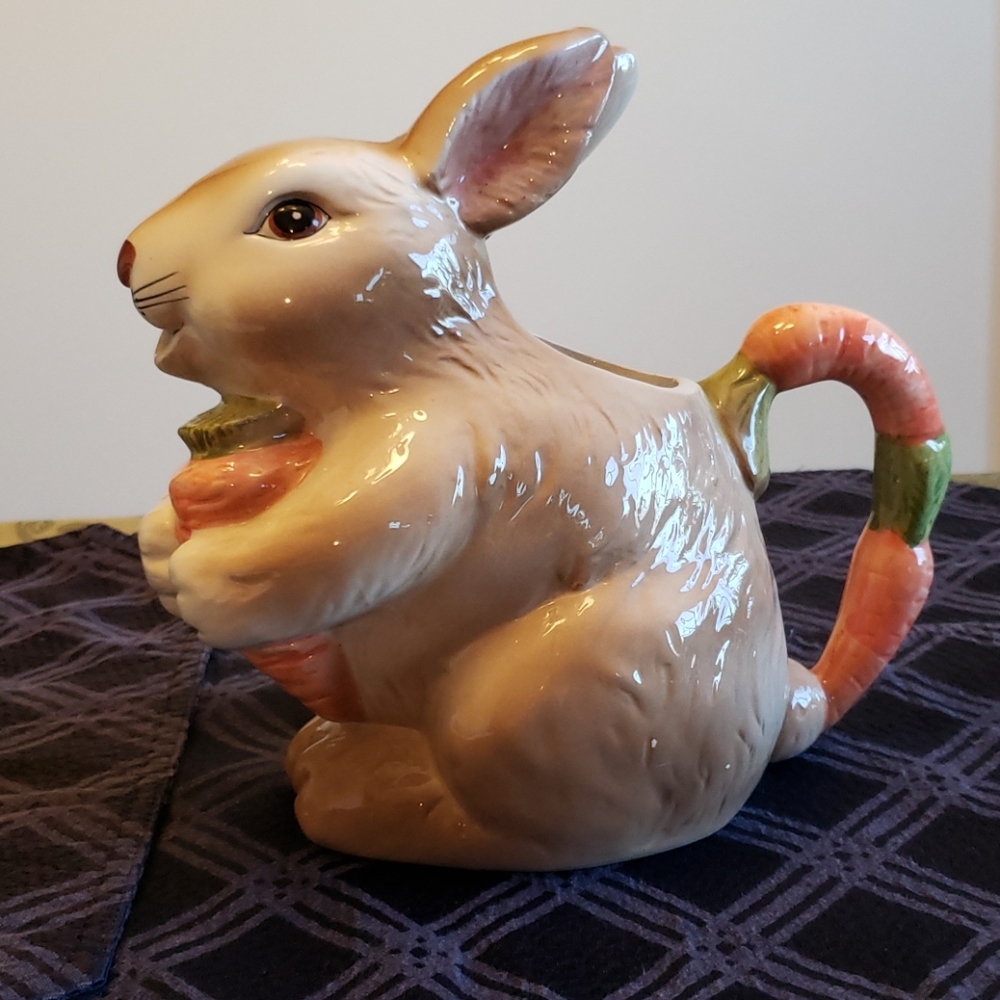 Vintage bunny pitcher